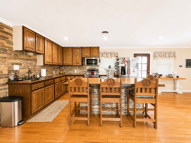 245 Harris Road, East Tawakoni, TX 75472