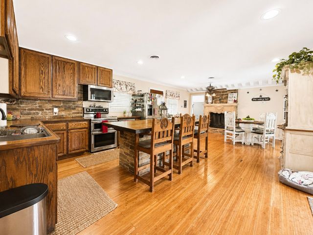 245 Harris Road, East Tawakoni, TX 75472