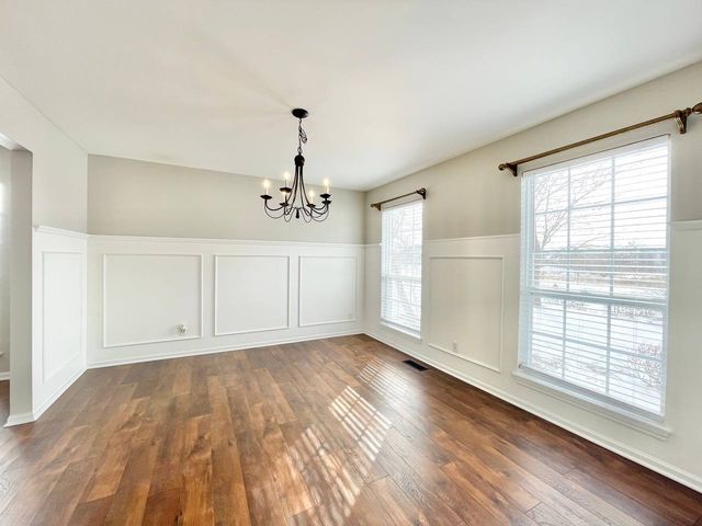 602 Pearces Ford Road, Oswego, IL 60543