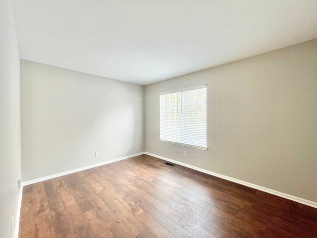 602 Pearces Ford Road, Oswego, IL 60543