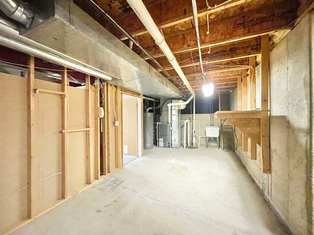 602 Pearces Ford Road, Oswego, IL 60543