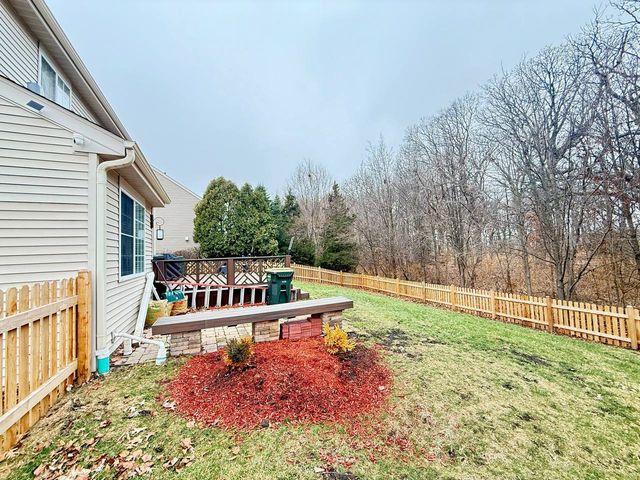 602 Pearces Ford Road, Oswego, IL 60543