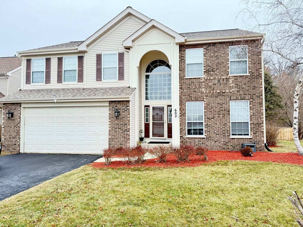 602 Pearces Ford Road, Oswego, IL 60543