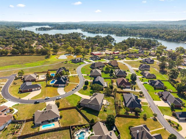 195 Westwinds St, Hot Springs, AR 71913