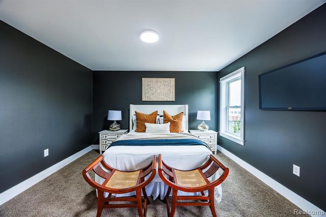 211 W Fifth Avenue, Flint, MI 48502