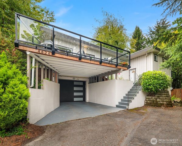 4626 33rd Avenue W, Seattle, WA 98199