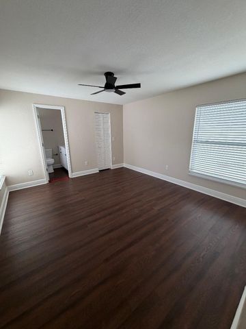 5408 MARLWOOD COURT, Tampa, FL 33624