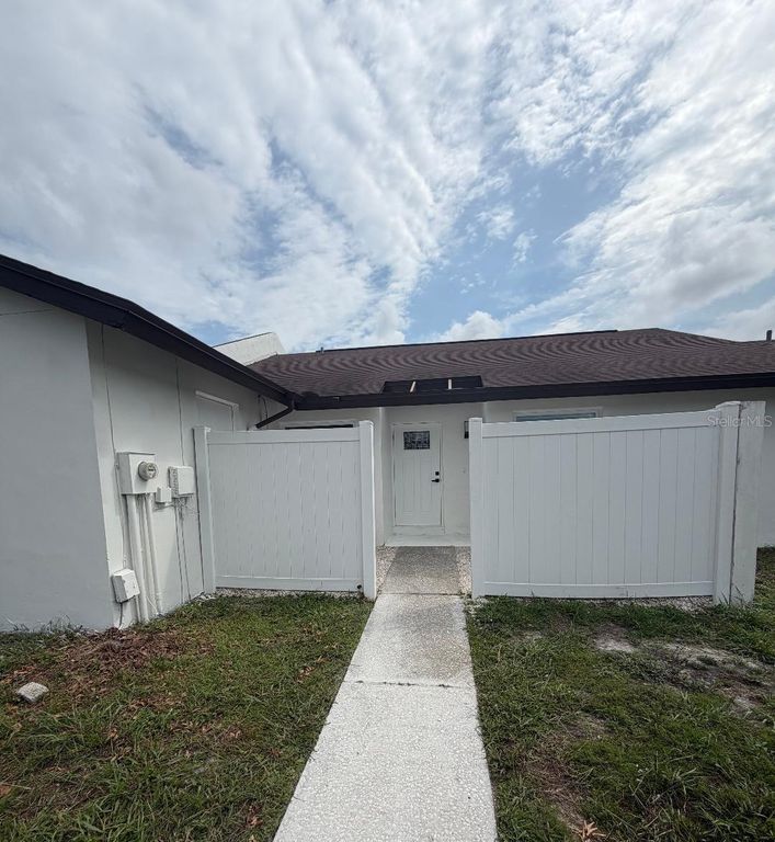 5408 MARLWOOD COURT, Tampa, FL 33624