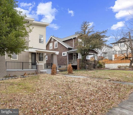 2316 MONROE ST NE, Washington, DC 20018