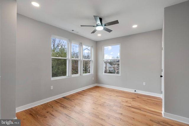 2316 MONROE ST NE, Washington, DC 20018