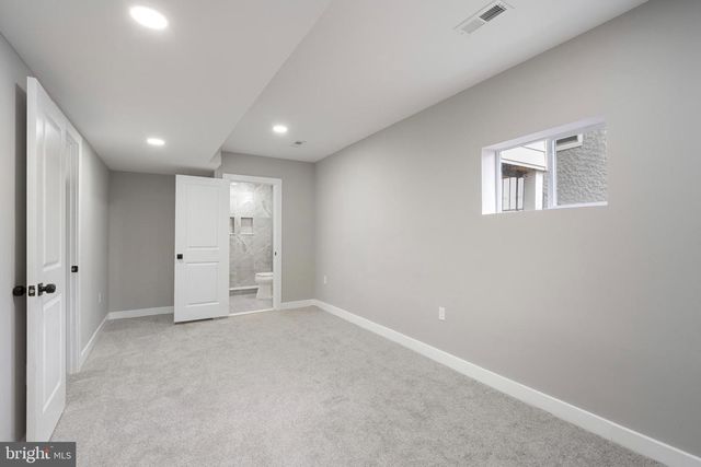 2316 MONROE ST NE, Washington, DC 20018