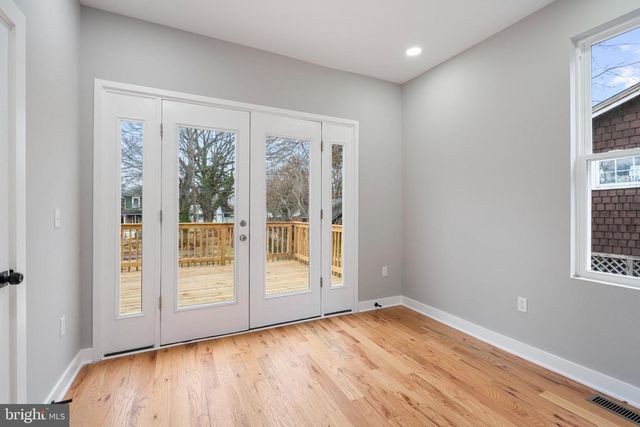 2316 MONROE ST NE, Washington, DC 20018