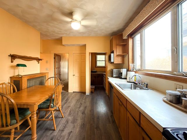 29 Wigglesworth St, Somerville, MA 02145