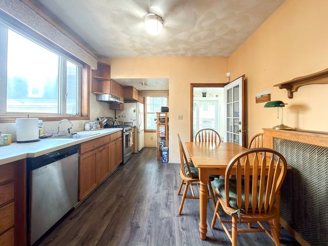 29 Wigglesworth St, Somerville, MA 02145