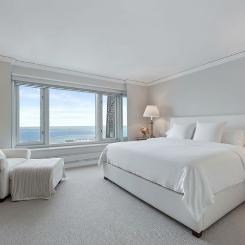 132 E Delaware Place 5106, Chicago, IL 60611