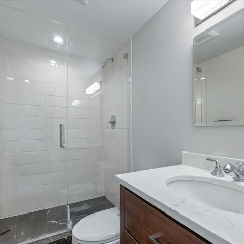 132 E Delaware Place 5106, Chicago, IL 60611