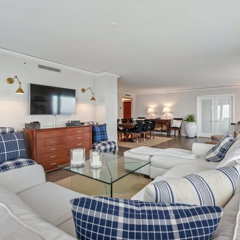 132 E Delaware Place 5106, Chicago, IL 60611