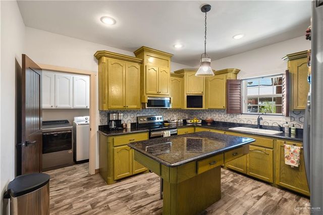 1412 N Inspiration Boulevard, Alton, TX 78573