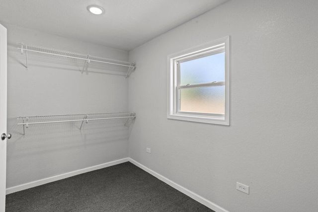 703 Woodland Hills Dr., Hattiesburg, MS 39402