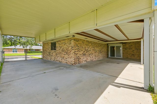 100 Maria Circle, Houma, LA 70360