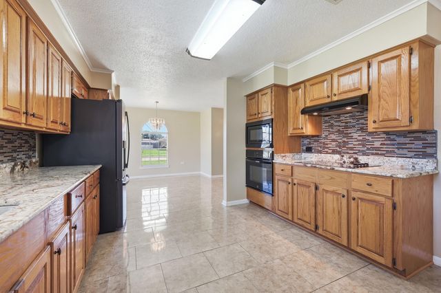 100 Maria Circle, Houma, LA 70360