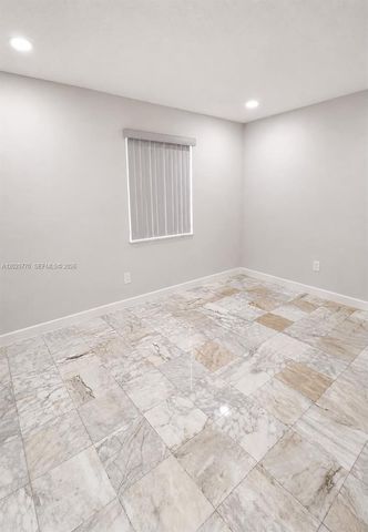 5735 Hayes Street, Hollywood, FL 33021