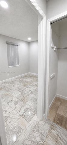 5735 Hayes Street, Hollywood, FL 33021