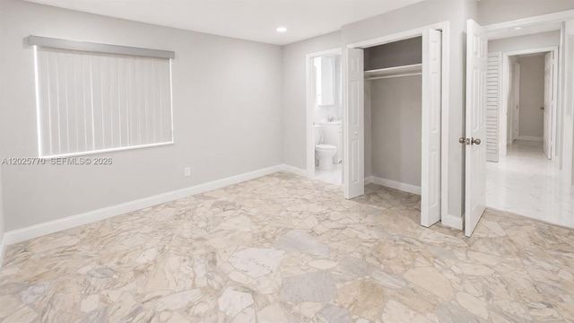 5735 Hayes Street, Hollywood, FL 33021