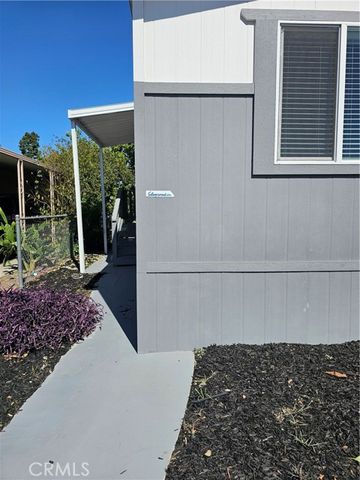 1560 Massachussetts Avenue 94, Riverside, CA 92570