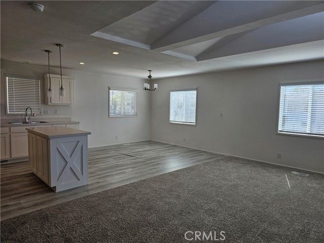 1560 Massachussetts Avenue 94, Riverside, CA 92570