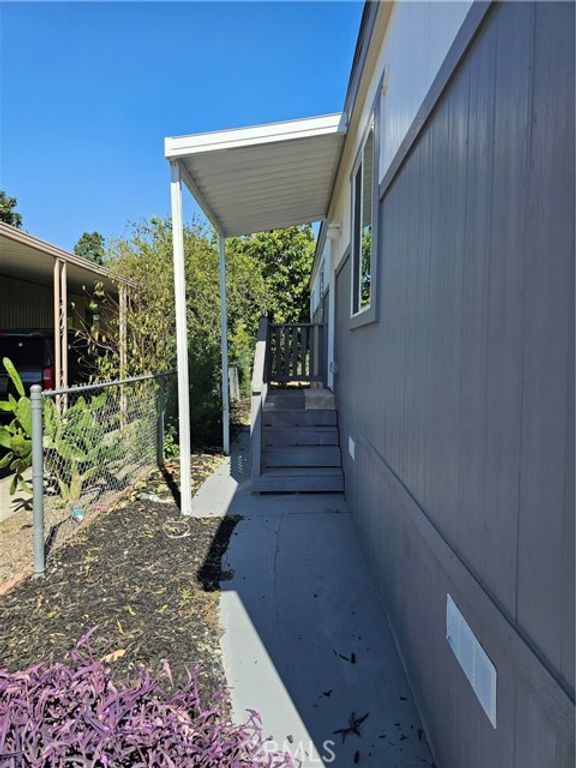 1560 Massachussetts Avenue 94, Riverside, CA 92570