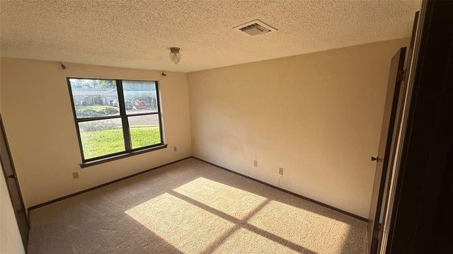 905 Branchwood Court, Norman, OK 73072