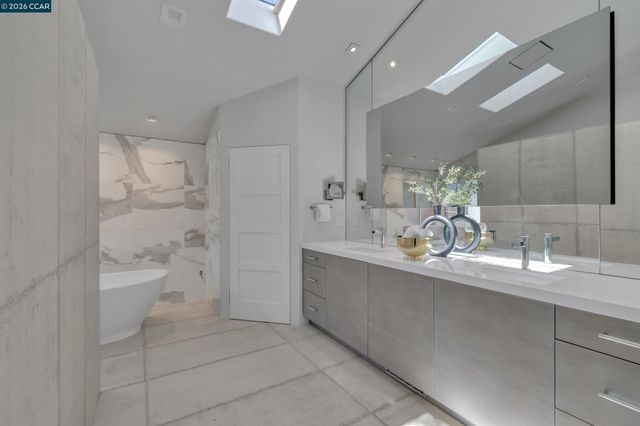 127 Caminar Way, Walnut Creek, CA 94596