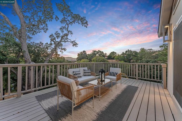 127 Caminar Way, Walnut Creek, CA 94596