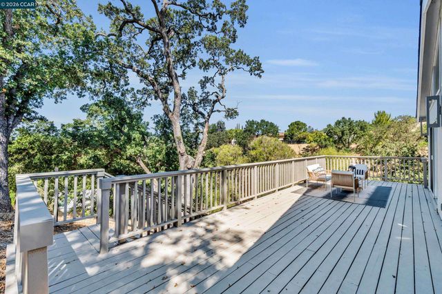 127 Caminar Way, Walnut Creek, CA 94596