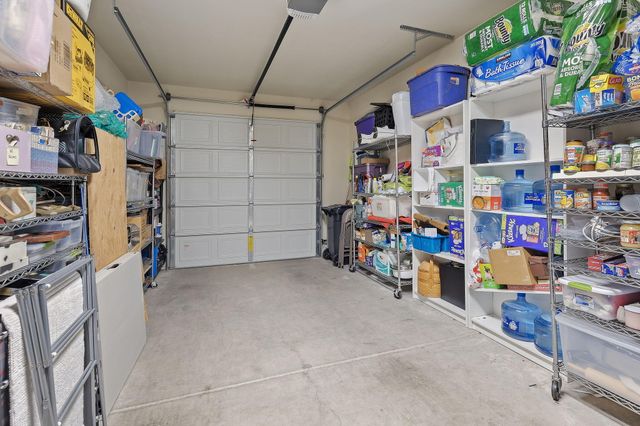 741 SW Kinsington Court, Grants Pass, OR 97526