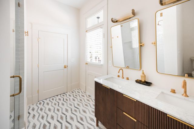 63 Montagu Street Unit B, Charleston, SC 29401