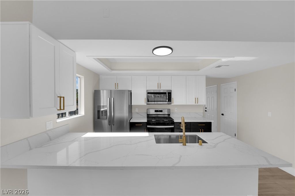 6324 Vista Verde, Las Vegas, NV 89146 — photo 2