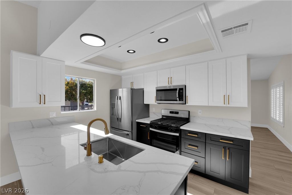 6324 Vista Verde, Las Vegas, NV 89146 — photo 4