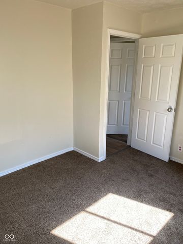 3132 Wallace Avenue, Indianapolis, IN 46218