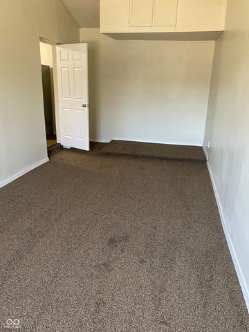 3132 Wallace Avenue, Indianapolis, IN 46218