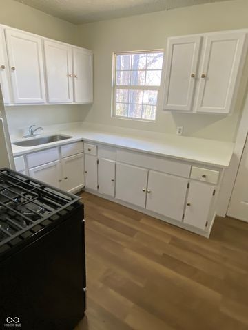 3132 Wallace Avenue, Indianapolis, IN 46218