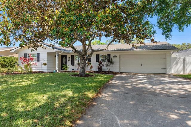 13497 100TH AVENUE, Seminole, FL 33776