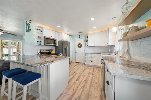 13497 100TH AVENUE, Seminole, FL 33776