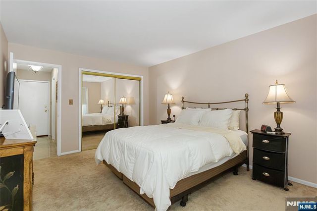 25 Market Street 4, Saddle Brook, NJ 07663