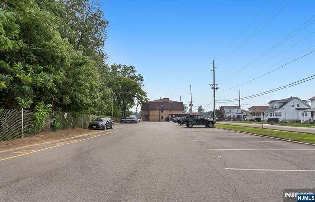 25 Market Street 4, Saddle Brook, NJ 07663