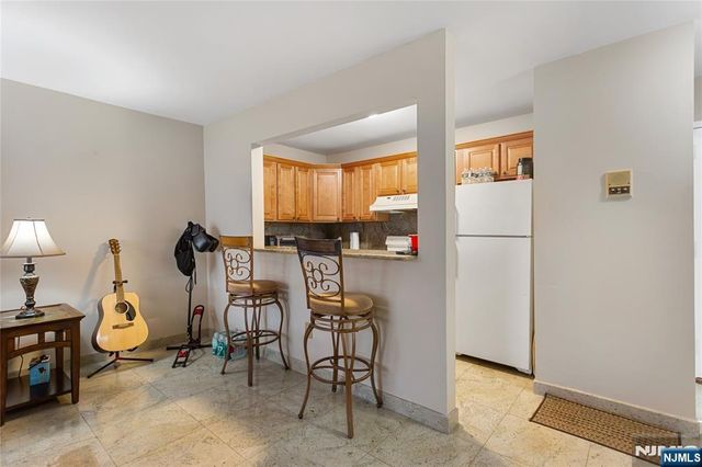 25 Market Street 4, Saddle Brook, NJ 07663