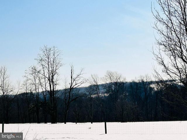 1800 ROSS RD, Curwensville, PA 16833