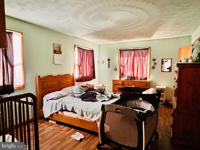 1800 ROSS RD, Curwensville, PA 16833