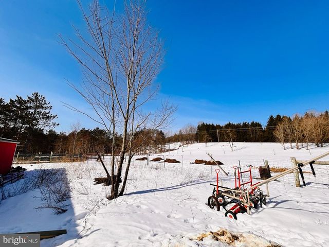 1800 ROSS RD, Curwensville, PA 16833